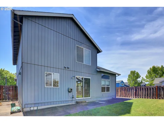 $564,000 | 21525 Southwest Frammy Way, Beaverton, OR 97003