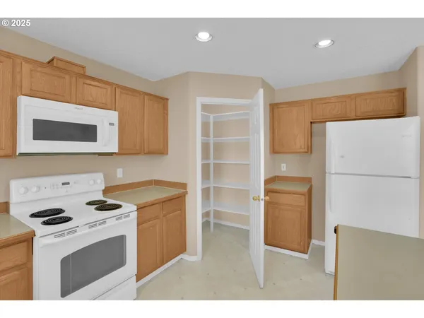 $549,000 | 21525 Southwest Frammy Way, Beaverton, OR 97003