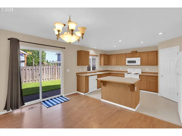 $549,000 | 21525 Southwest Frammy Way, Beaverton, OR 97003