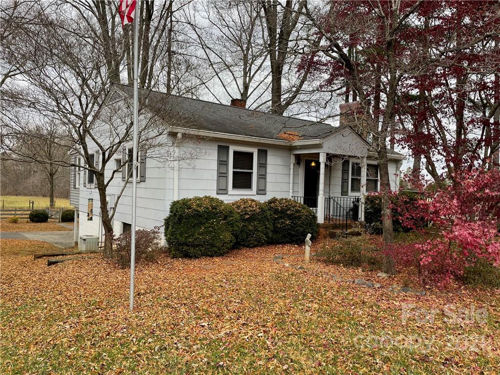 2563 Farmington Road Mocksville, NC 27028 - Photo 8 of 42 Gallery Image 8