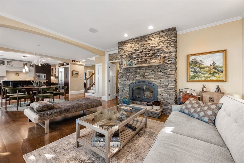 358 Rock Island Road Quincy, MA 02169 - Photo 8 of 40