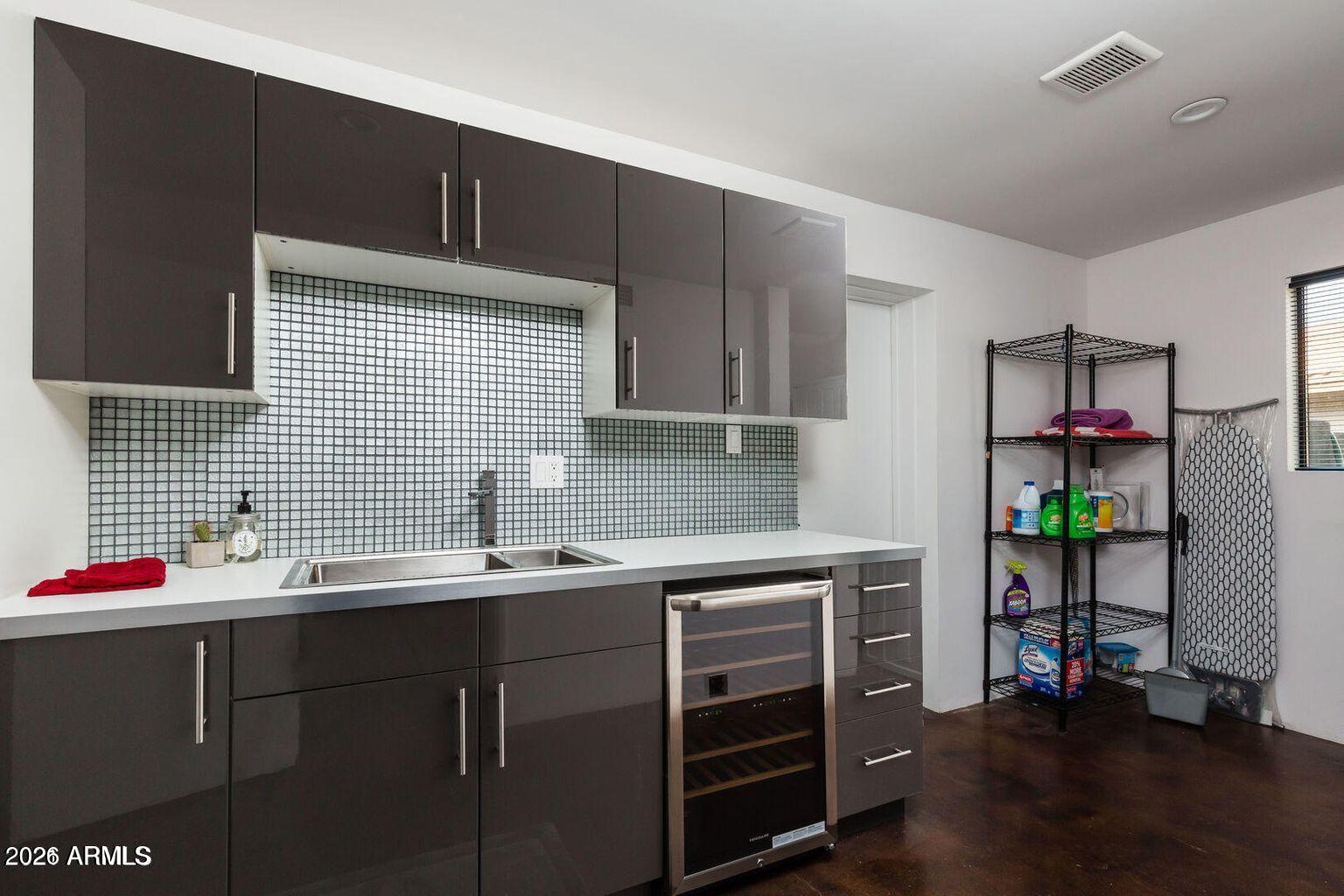 5002 North 38th Place Phoenix, AZ 85018 - Photo 14 of 56 2nd Primary Suite Kitchen