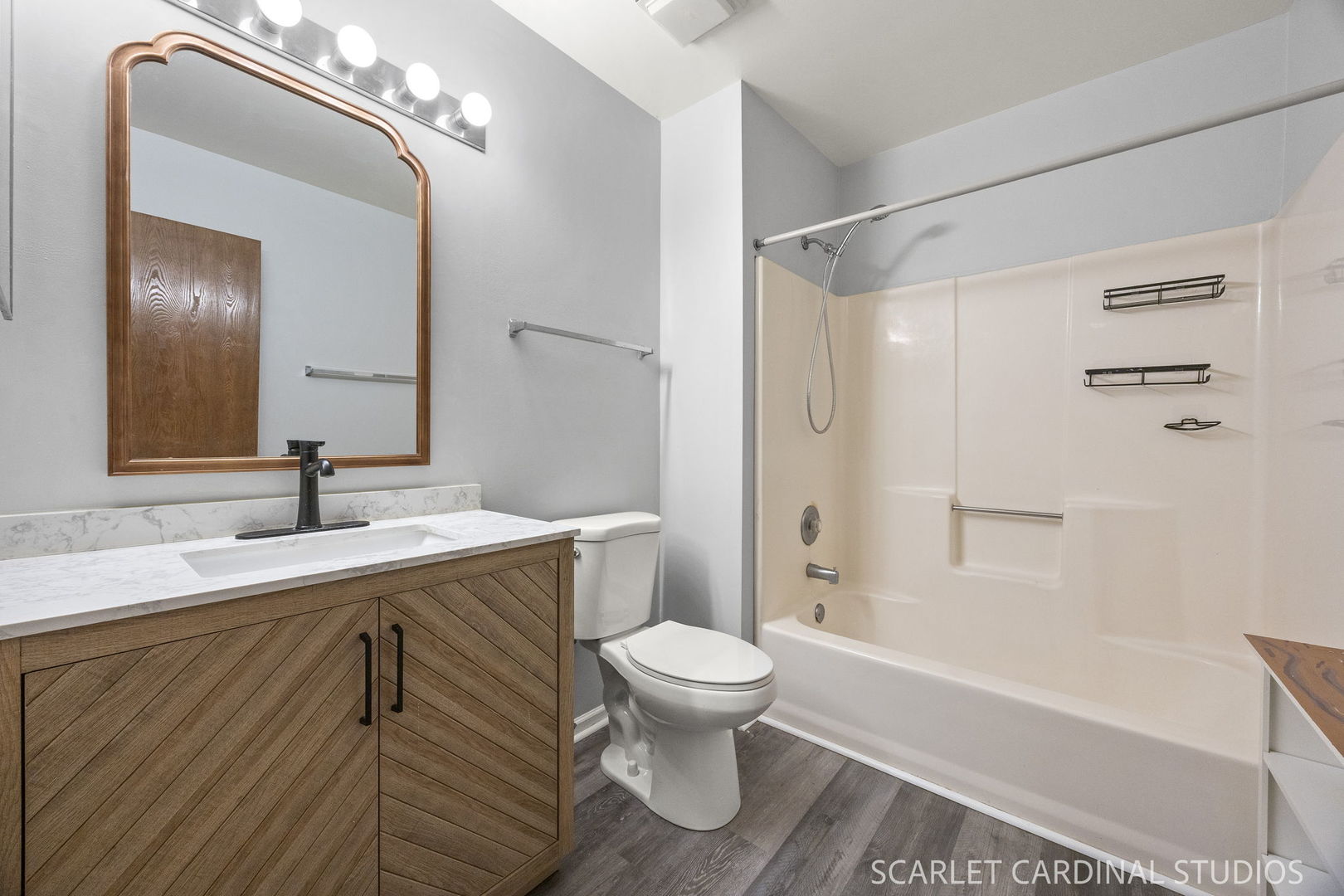 1344 South Lorraine Road, Unit F Wheaton, IL 60189 - Photo 9 of 16 Gallery Image 9