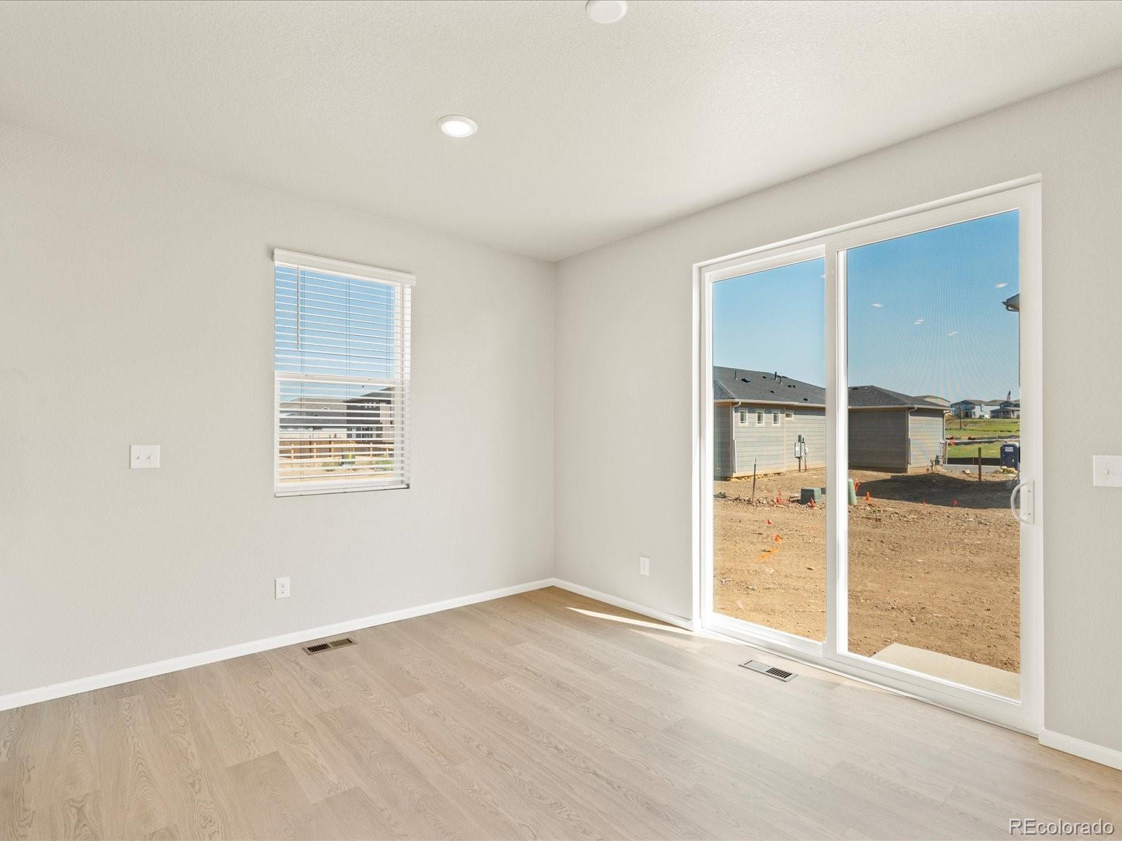 9070 Pitkin Street Commerce City, CO 80022 - Photo 10 of 33