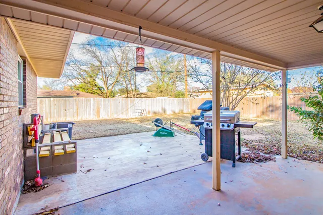 $260,000 | 1803 East Buckley Street, Brownfield, TX 79316