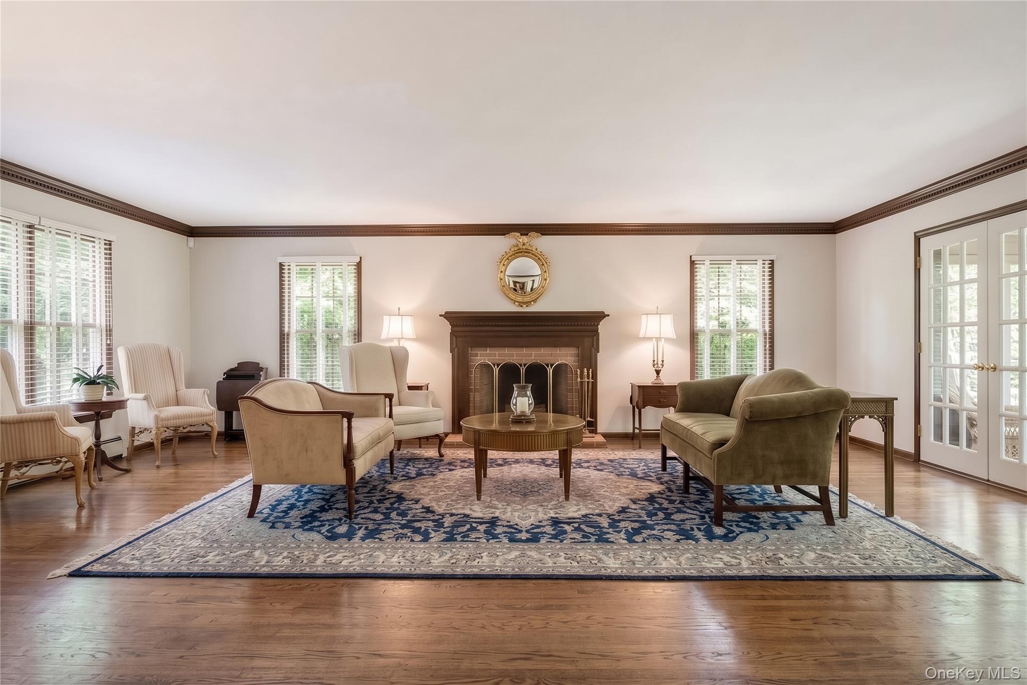 54 Snake Hill Road Cold Spring Harbor, NY 11724 - Photo 5 of 39