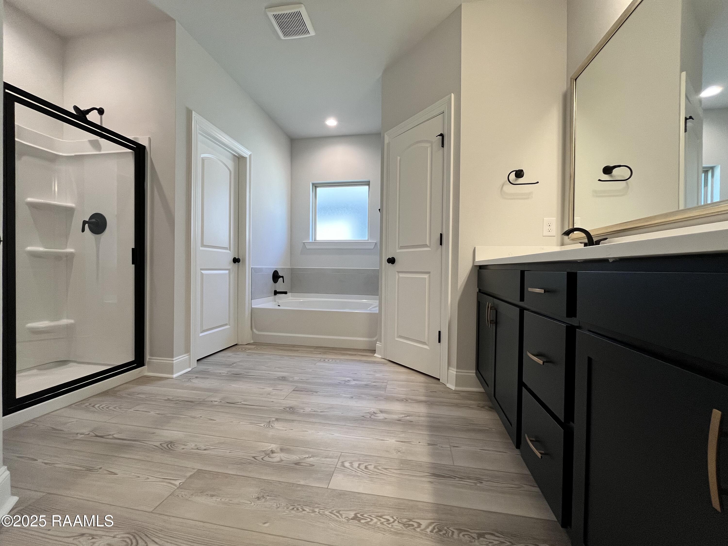 135 Ridley Lane Youngsville, LA 70592 - Photo 4 of 6 PRIMARY BATH