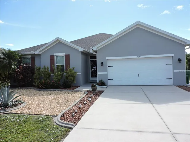 a front view of house with yard