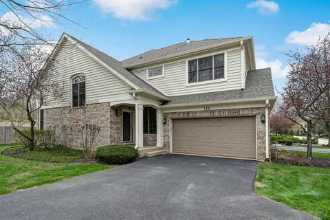 $539,000 | 128 Fairway Drive, La Grange, IL 60525