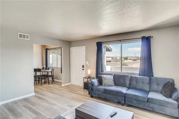 $1,050 | 644 Swan Drive, Unit 2, Bullhead City, AZ 86442