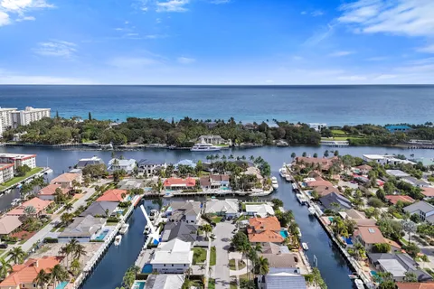 $2,795,000 | 3001 Northeast 47th Street, Lighthouse Point, FL 33064