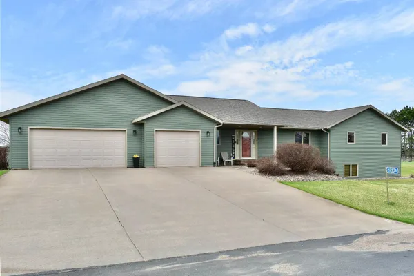 $480,000 | S2838 Fern Circle, Fountain City, WI 54629