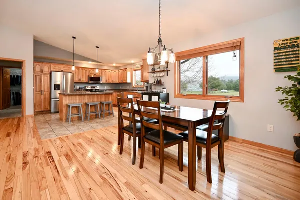 $480,000 | S2838 Fern Circle, Fountain City, WI 54629
