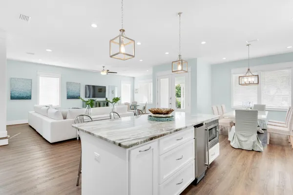 $2,150,000 | 4563 Luke Avenue, Destin, FL 32541