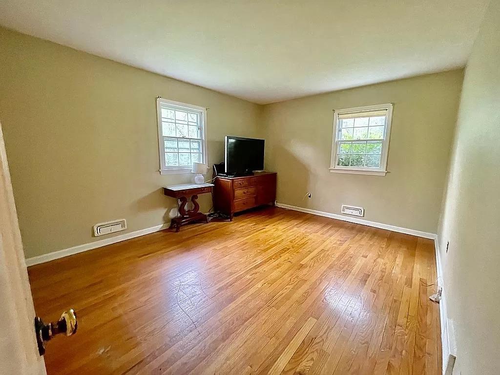 1013 Shore Road Spring Lake Heights, NJ 07762 - Photo 12 of 19 A1D0EDCB-84CE-4FA7-985B-E88CA8EE4106