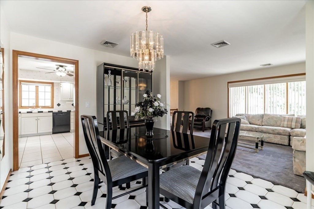 2 Timothy Lane Malden, MA 02148 - Photo 17 of 42