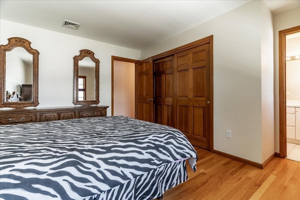 2 Timothy Lane Malden, MA 02148 - Photo 20 of 42