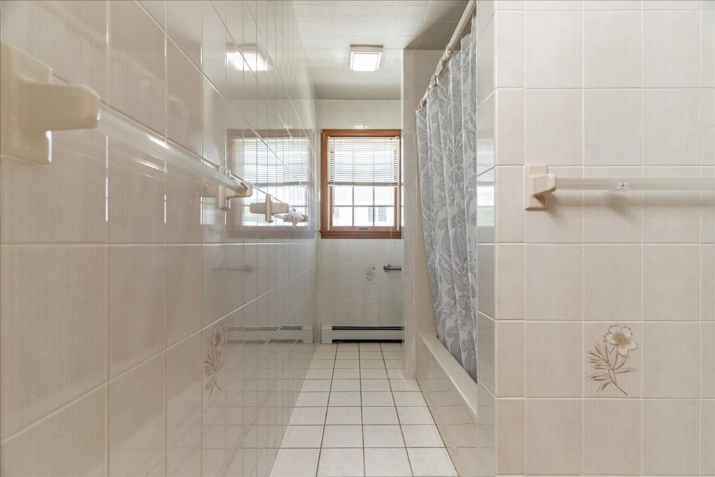 2 Timothy Lane Malden, MA 02148 - Photo 25 of 42