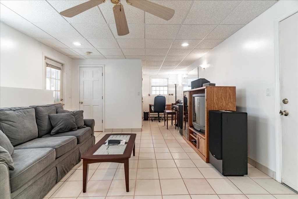 2 Timothy Lane Malden, MA 02148 - Photo 31 of 42