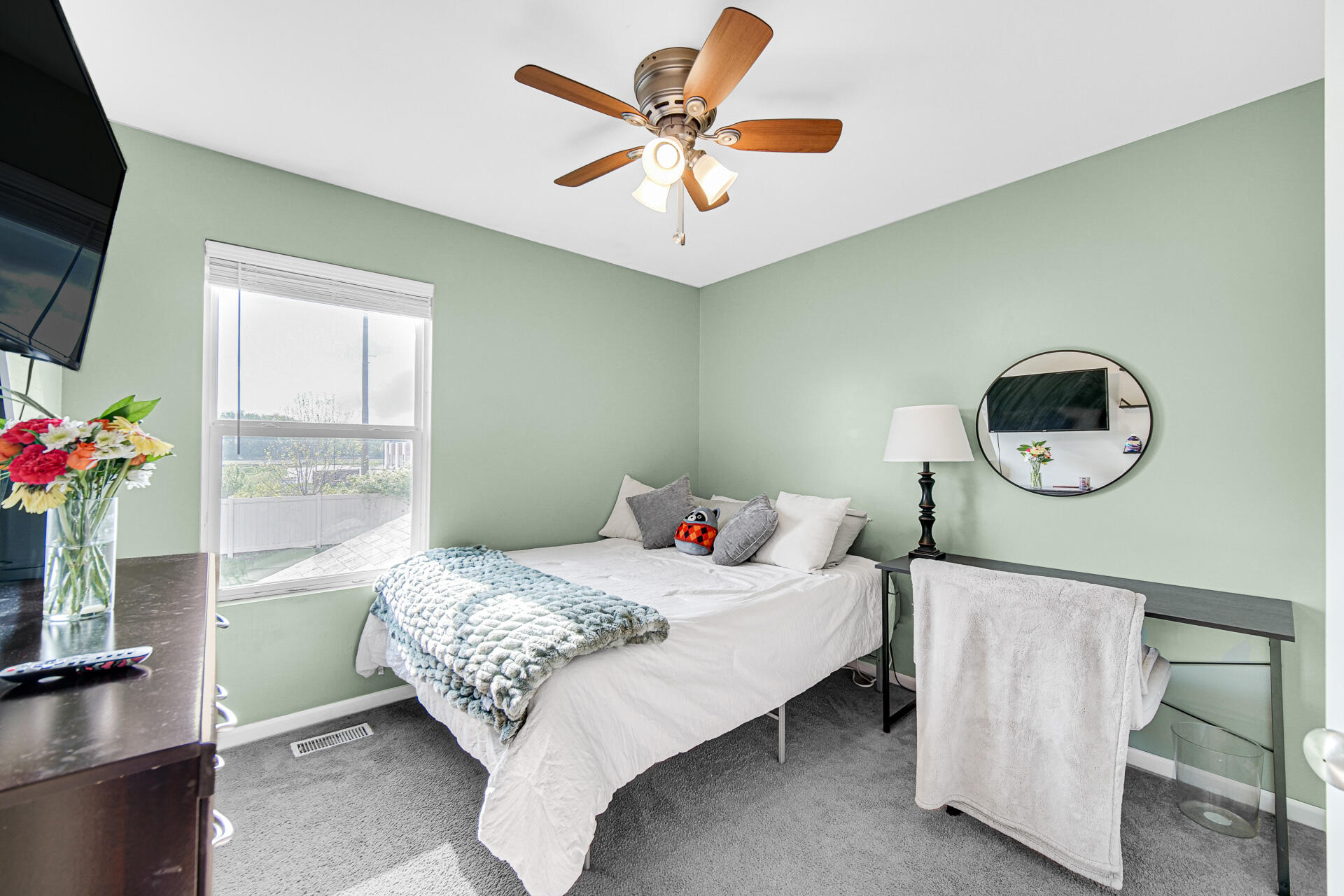 13948 Paramount Way Cedar Lake, IN 46303 - Photo 12 of 16 1920x1280