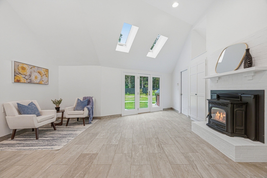 105 Georgetown Road Boxford, MA 01921 - Photo 16 of 42 Gallery Image 16