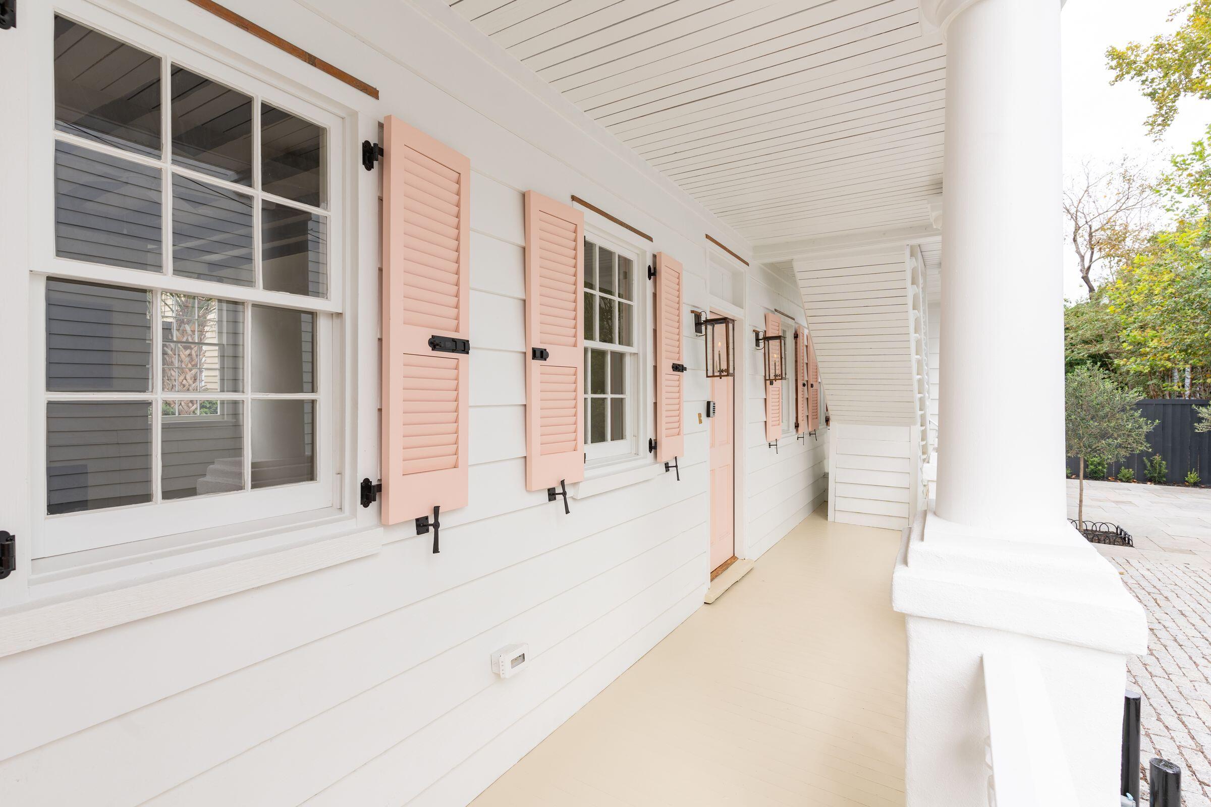 218 Coming Street, Unit A & B Charleston, SC 29403 - Photo 23 of 49 218ComingSt-KeenEyeMarketing-027
