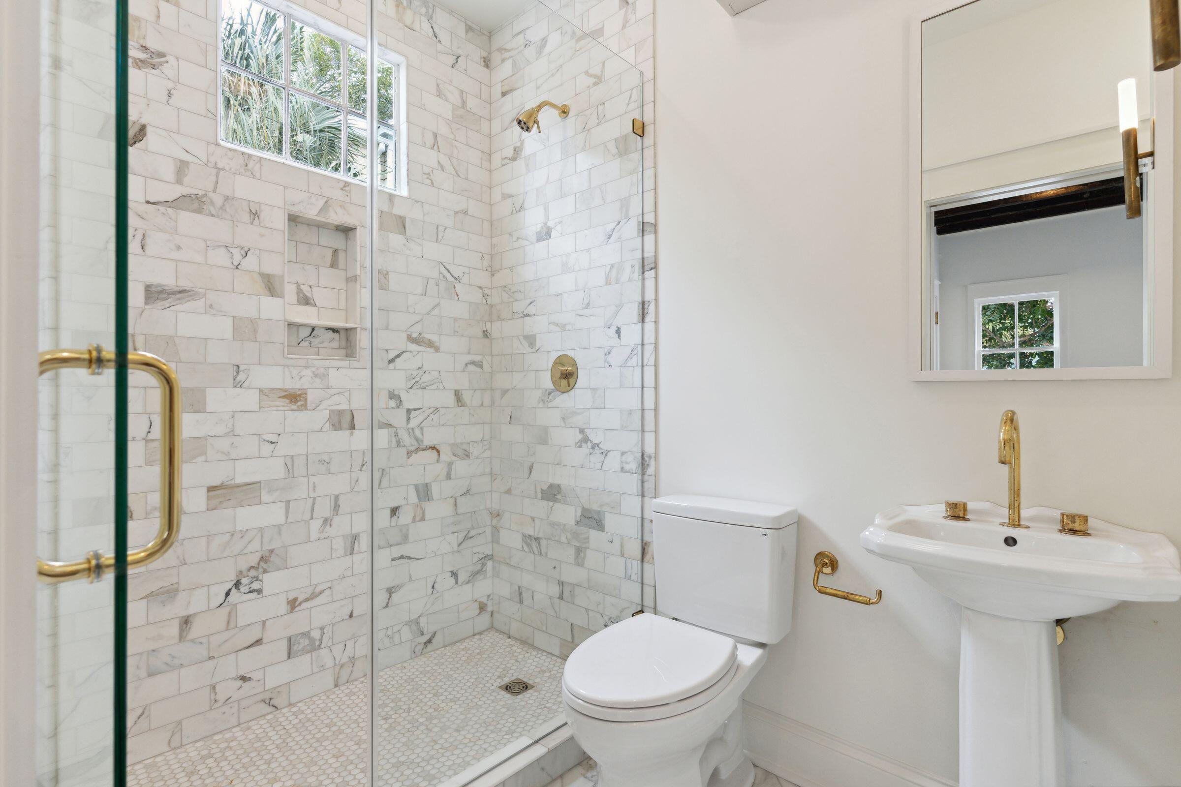 218 Coming Street, Unit A & B Charleston, SC 29403 - Photo 30 of 49 218ComingSt-KeenEyeMarketing-009