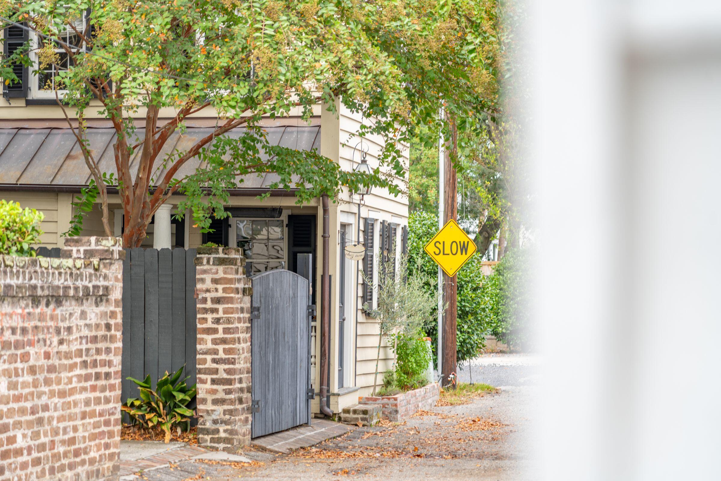 218 Coming Street, Unit A & B Charleston, SC 29403 - Photo 48 of 49 218ComingSt-KeenEyeMarketing-049