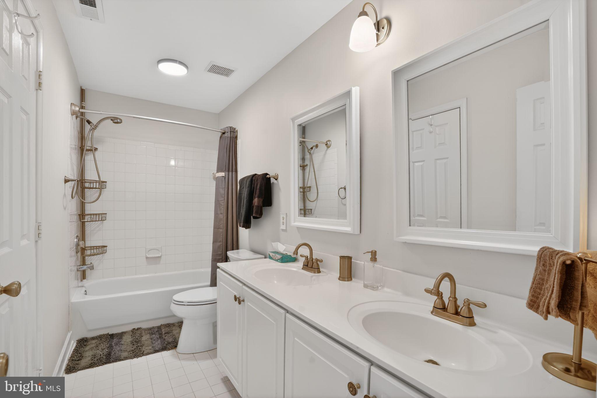 5044 Jericho Road Columbia, MD 21044 - Photo 47 of 67 Hall bathroom- 2nd floor