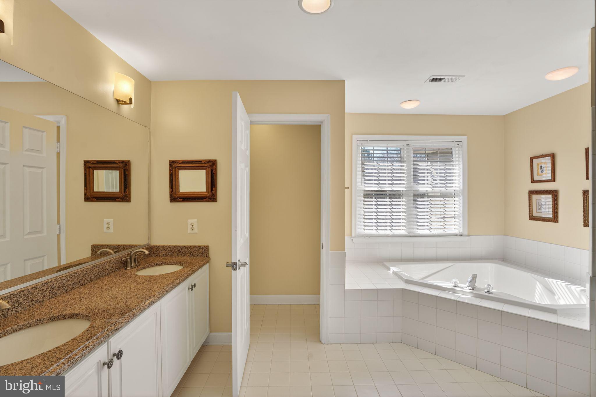 5044 Jericho Road Columbia, MD 21044 - Photo 49 of 67 Master bathroom