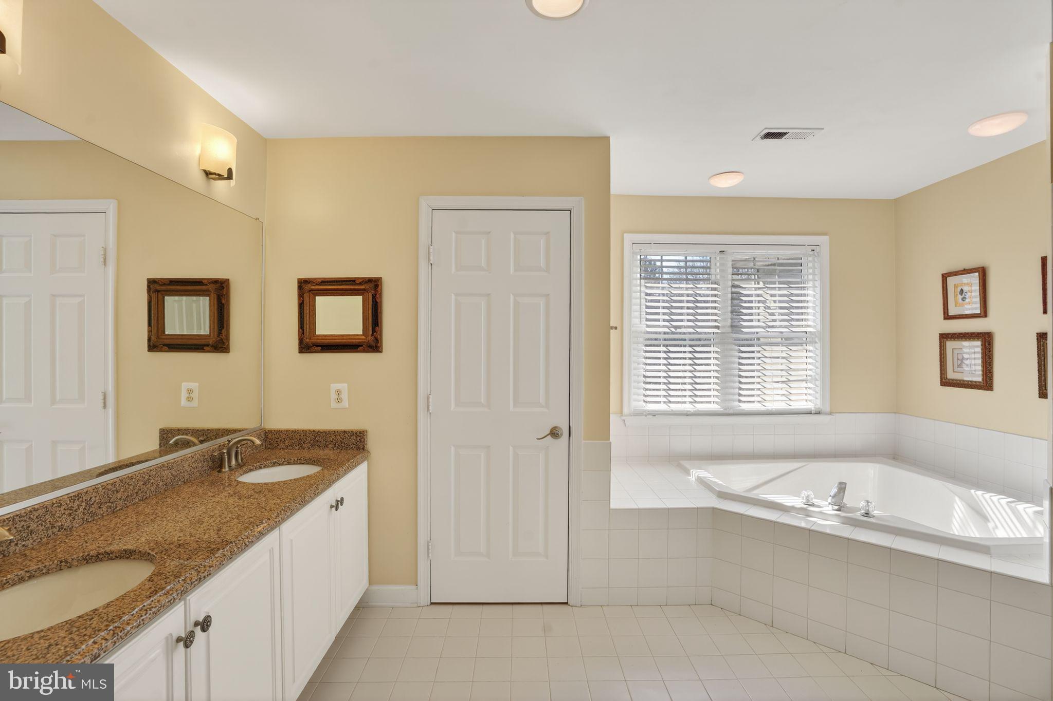 5044 Jericho Road Columbia, MD 21044 - Photo 51 of 67 Master bath- 2nd flloor