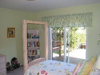 408 Montecillo Road San Rafael, CA 94903 - Photo 7 of 8 Gallery Image 7