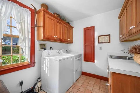 $2,295,000 | 41 Court Street, Chatham, MA 02650