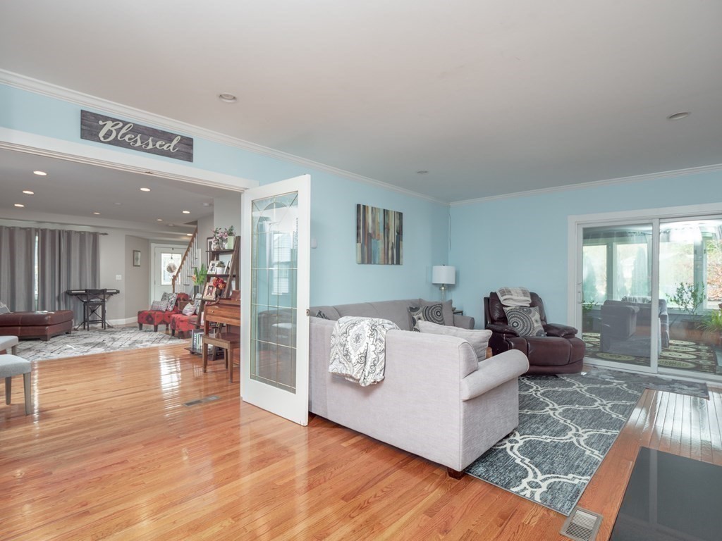 36 Barker Road Malden, MA 02148 - Photo 20 of 42 Gallery Image 20