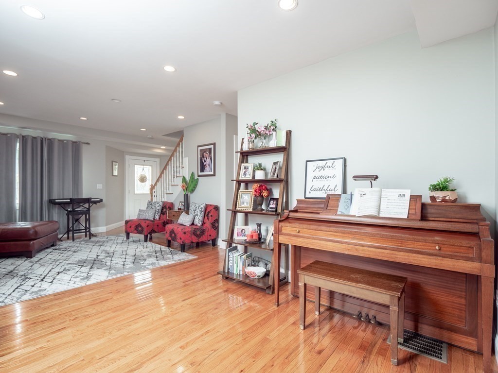 36 Barker Road Malden, MA 02148 - Photo 7 of 42 Gallery Image 7