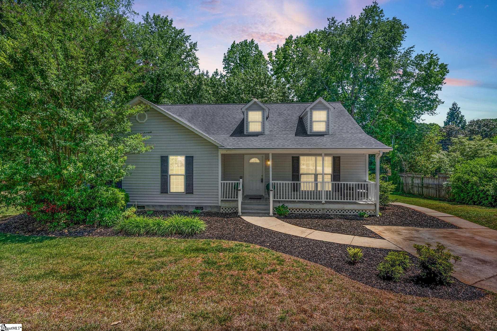 460 Ransdell Drive Spartanburg, SC 29307 - Photo 1 of 44