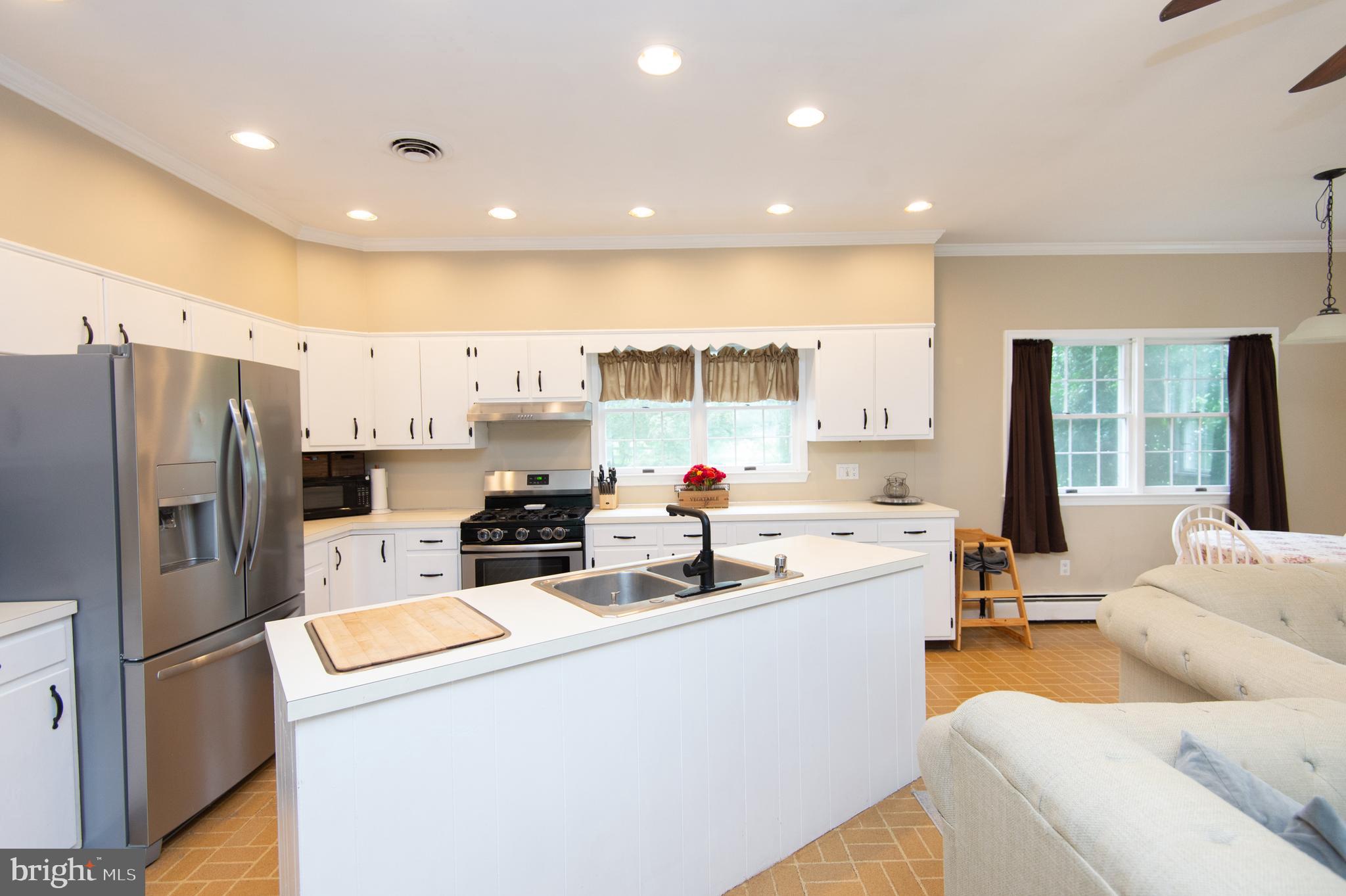 6365 Palmer Mill Road Hurlock, MD 21643 - Photo 2 of 56 kitchen