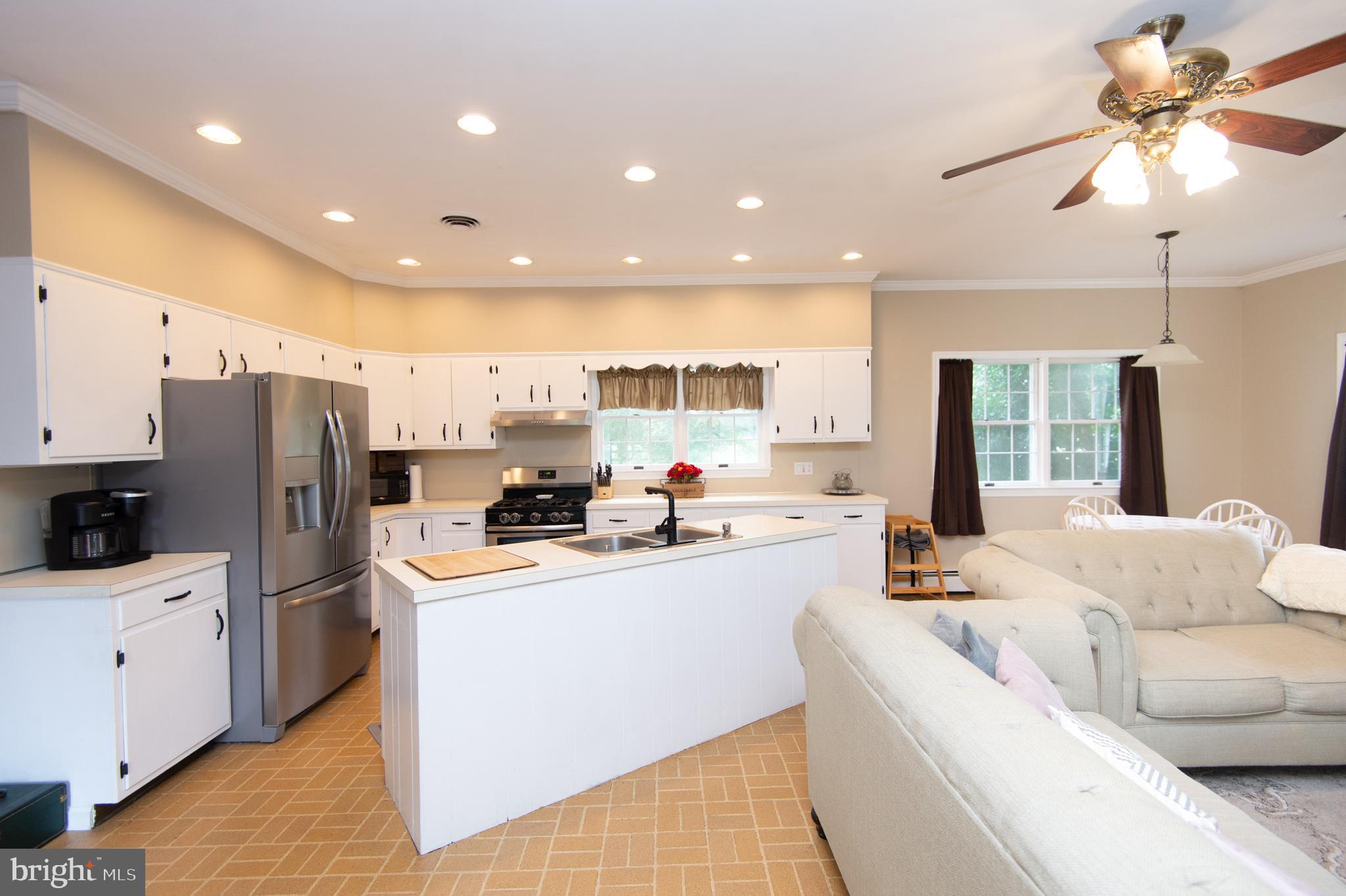 6365 Palmer Mill Road Hurlock, MD 21643 - Photo 4 of 56 kitchen