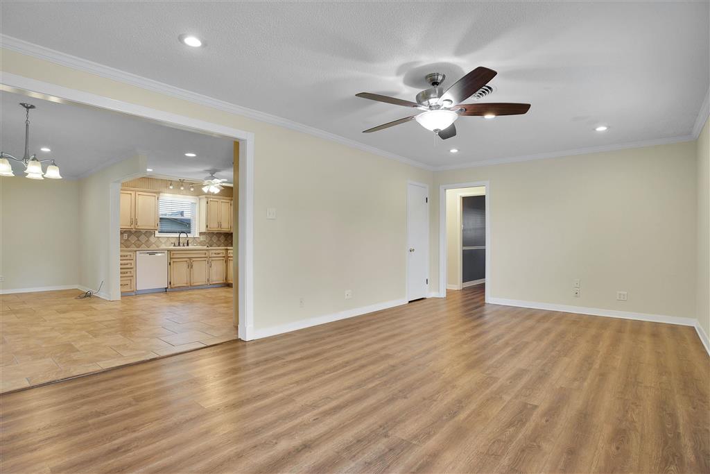 241 Spring Street Lake Charles, LA 70605 - Photo 5 of 24