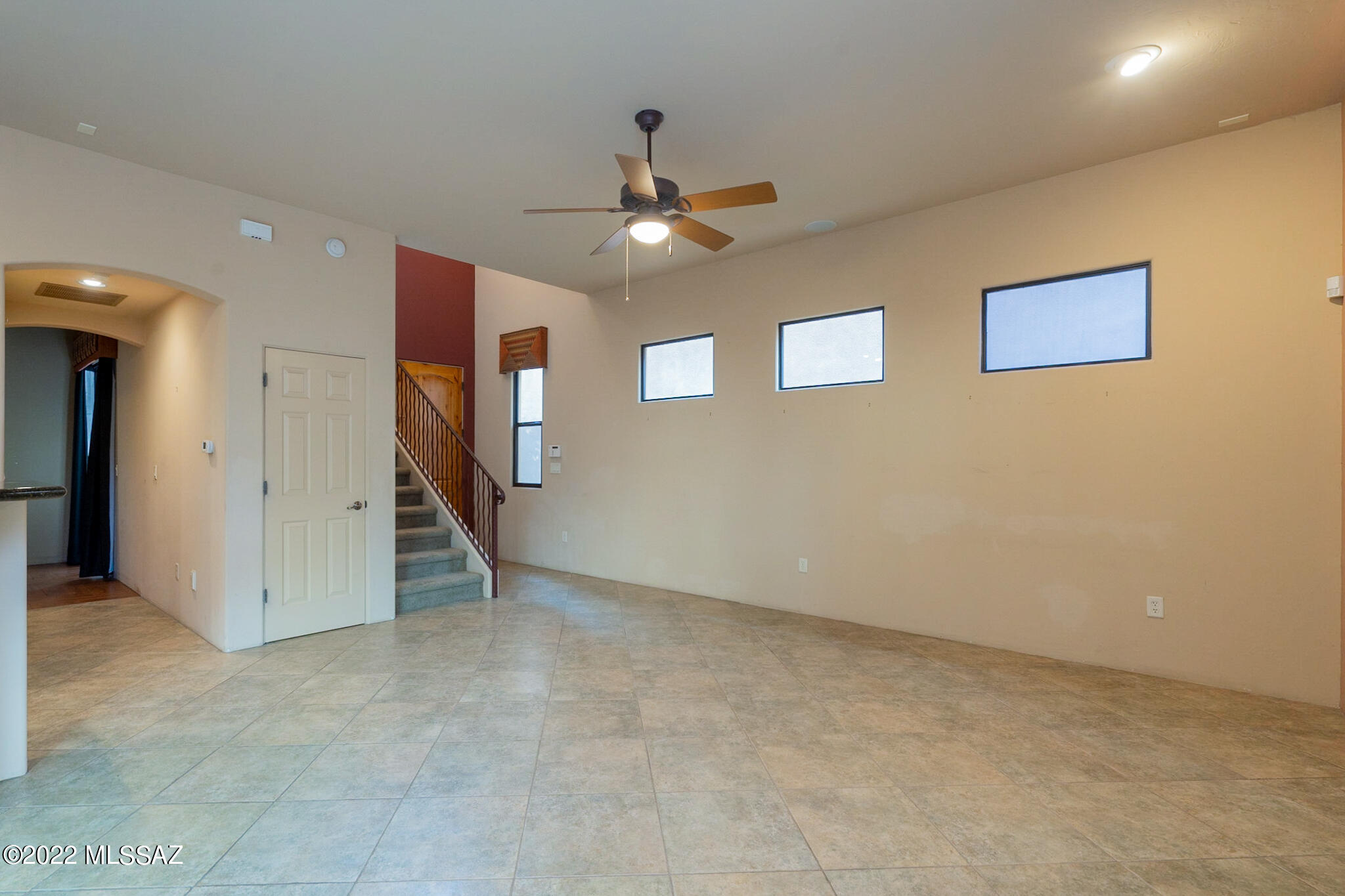 175 East Castlefield Circle Tucson, AZ 85704 - Photo 8 of 48