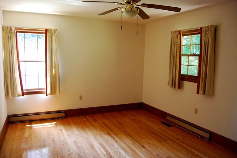 819 Honeysuckle Road Salem, VA 24153 - Photo 15 of 30 Bedroom #4