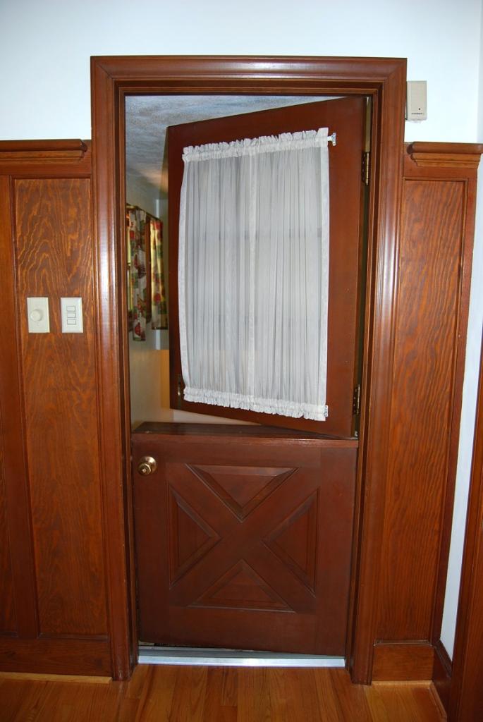 819 Honeysuckle Road Salem, VA 24153 - Photo 19 of 30 Dining Room dutch door