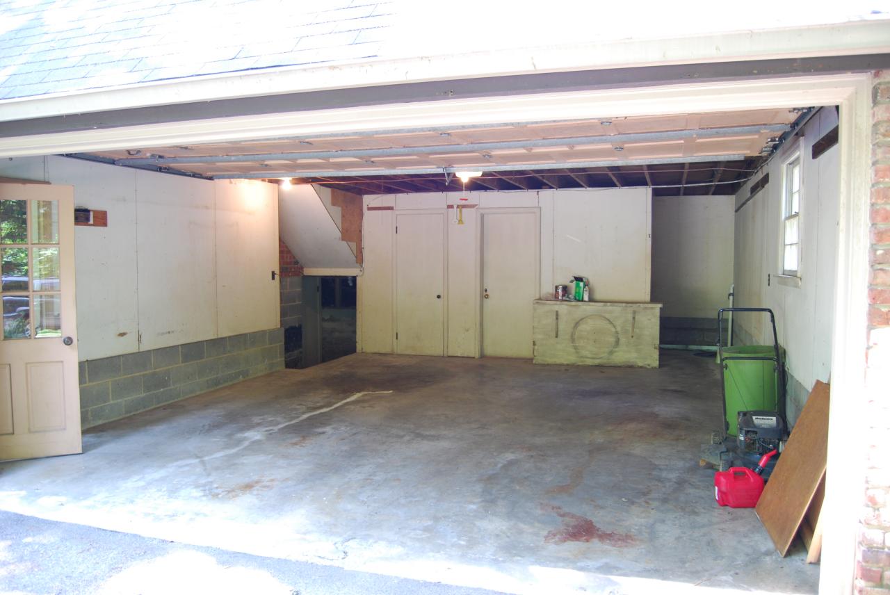2 Car Garage