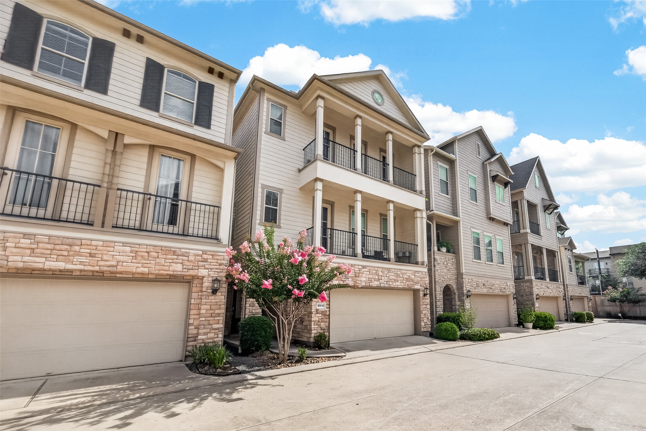 8908 Terrace Pass Drive Houston, TX 77080 - Photo 2 of 30