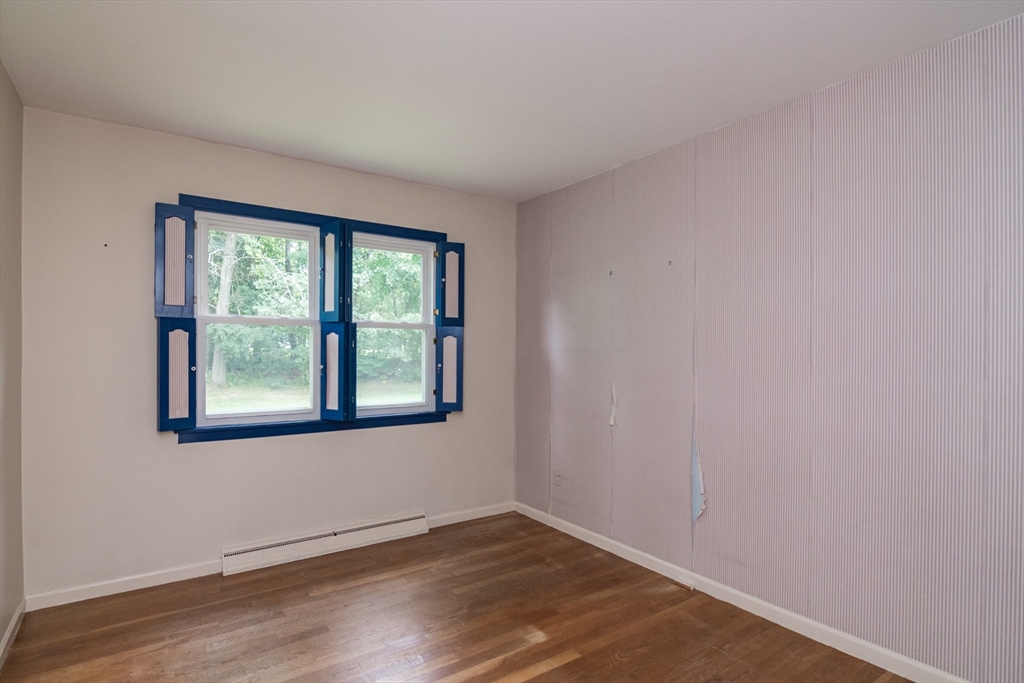 41 Oak Road Longmeadow, MA 01106 - Photo 28 of 35