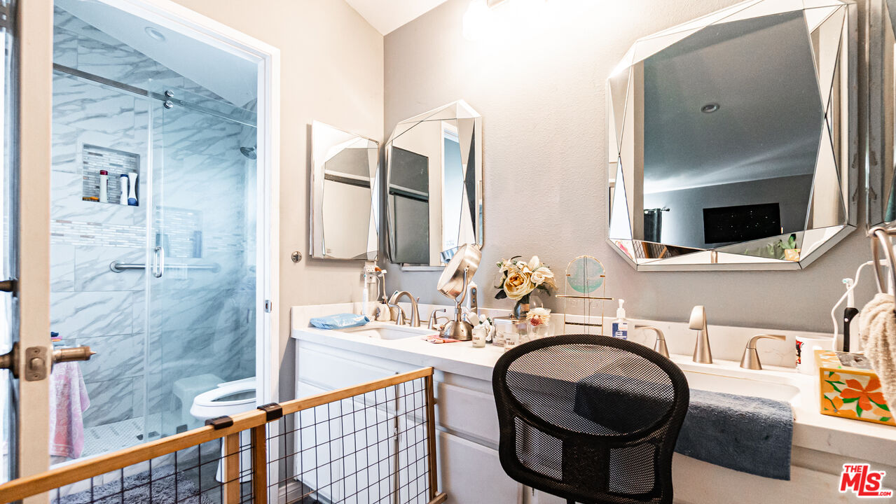 650 Bluebell Place Oxnard, CA 93036 - Photo 18 of 28