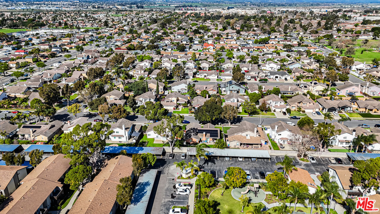 650 Bluebell Place Oxnard, CA 93036 - Photo 27 of 28
