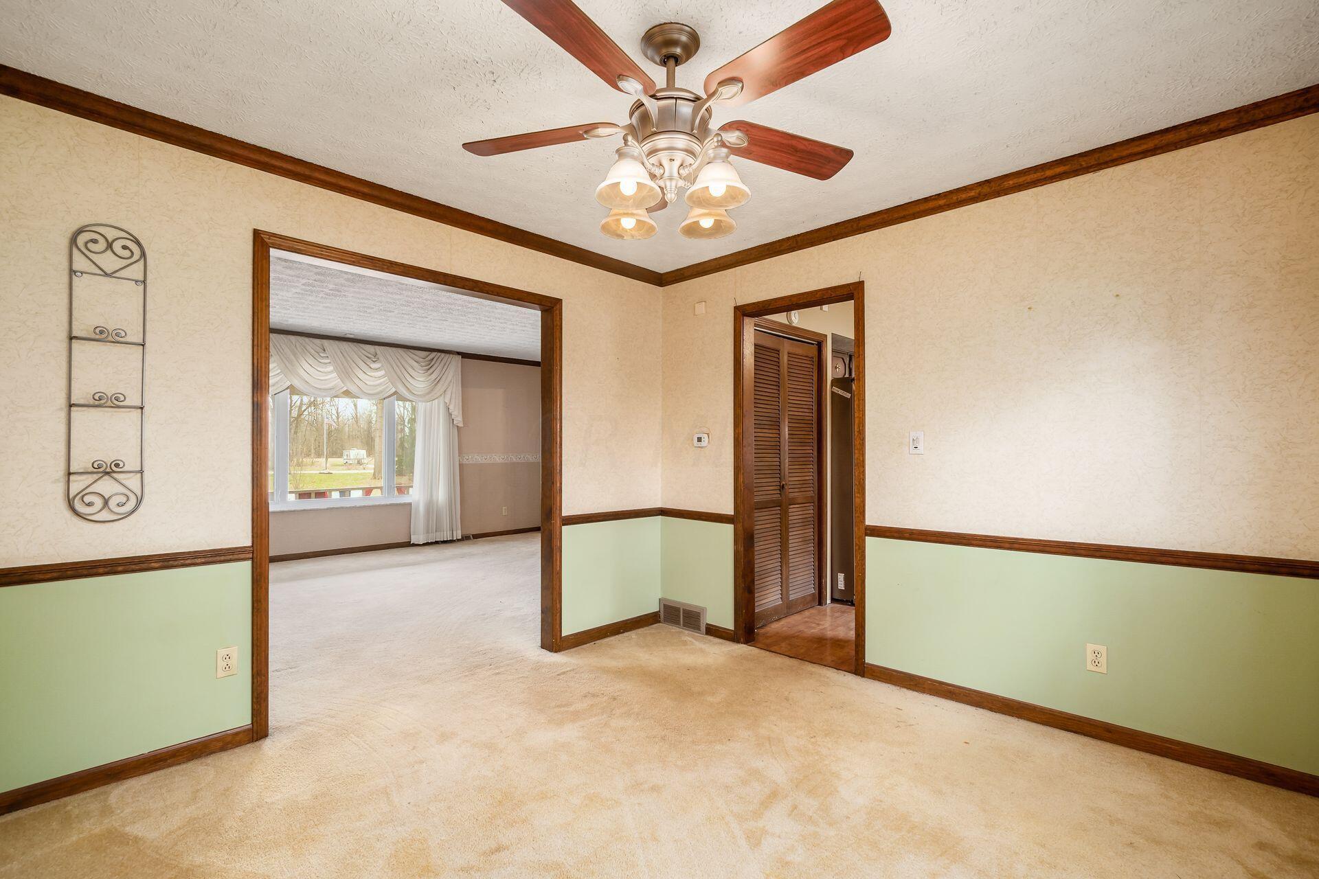 82 Betts Road Southwest Reynoldsburg, OH 43068 - Photo 12 of 51 Gallery Image 12