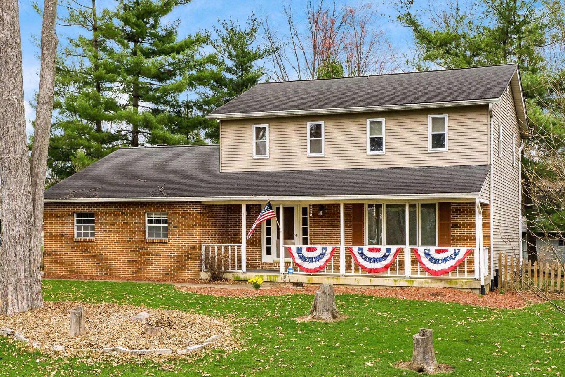 82 Betts Road Southwest Reynoldsburg, OH 43068 - Photo 2 of 51 Gallery Image 2