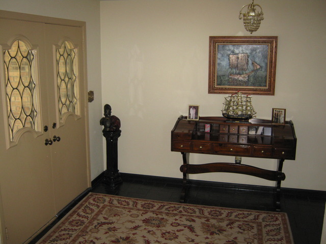 1023 North 33rd Road Utica, IL 61373 - Photo 2 of 24